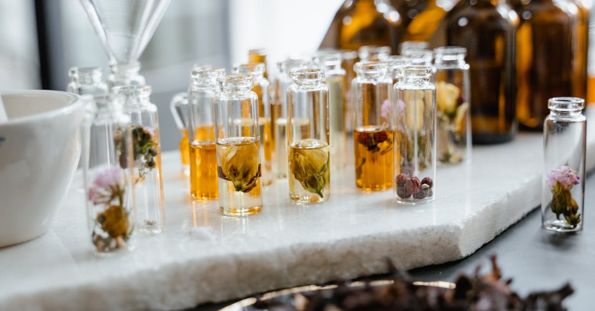 descubre los beneficios de los aceites esenciales para tu bienestar y aromaterapia. encuentra la mejor selección de aceites naturales para relajar tu mente, revitalizar tu cuerpo y equilibrar tus emociones.