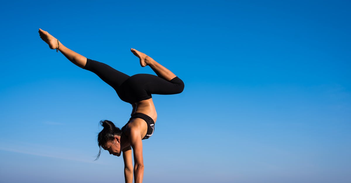 descubre la armonía entre cuerpo y mente a través del yoga. mejora tu flexibilidad,reduce el estrés y encuentra la paz interior con nuestras clases adaptadas a todos los niveles. únete a la práctica que transforma vidas y revitaliza tu energía.