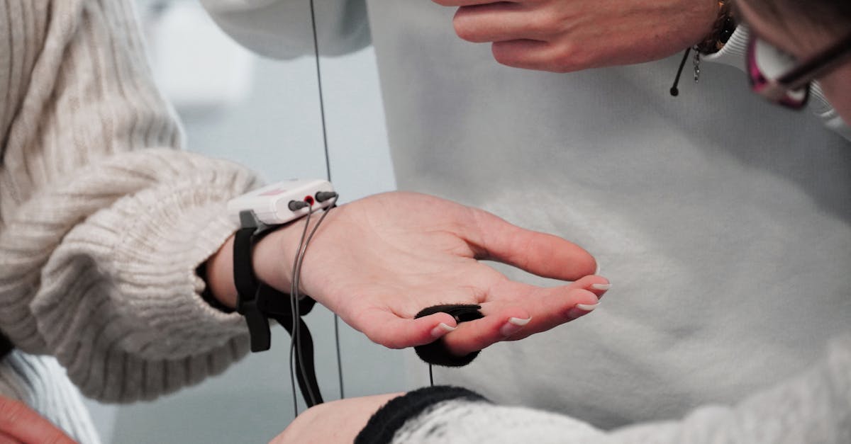 descubre cómo el biofeedback puede mejorar tu salud y bienestar. aprende a controlar tus funciones corporales a través de técnicas innovadoras que te ayudarán a gestionar el estrés, la ansiedad y mejorar tu rendimiento físico y mental.