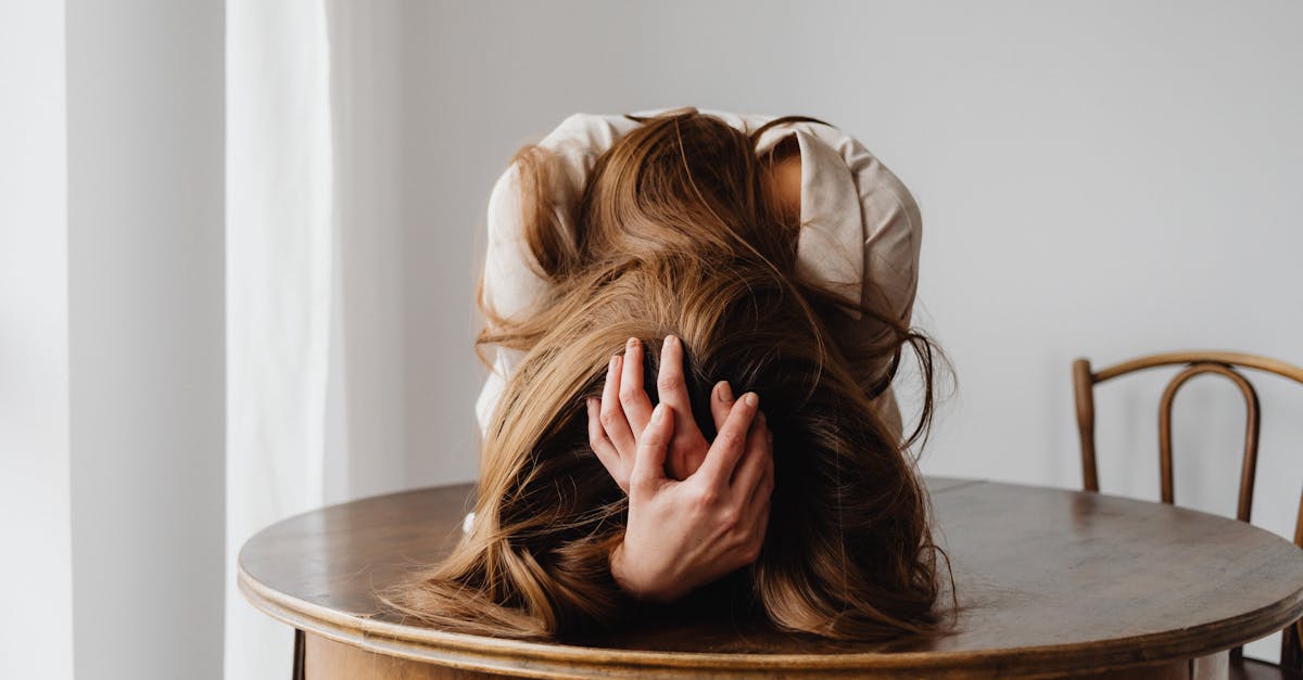 descubre soluciones efectivas para el alivio cervical y mejora tu bienestar. aprende sobre ejercicios, tratamientos y consejos prácticos para reducir el dolor en el cuello y recuperar tu calidad de vida.