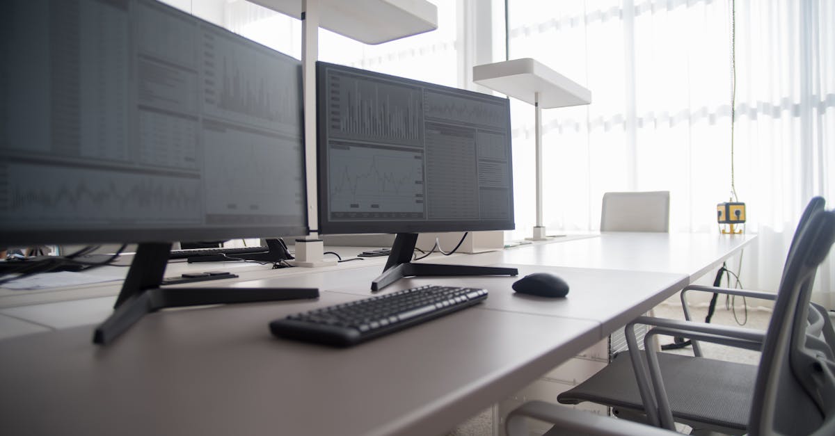 descubre nuestras sillas ergonómicas diseñadas para proporcionar comodidad y apoyo óptimo durante largas horas de trabajo. mejorar tu postura y aumentar tu productividad nunca fue tan fácil. ¡encuentra la silla perfecta para ti!