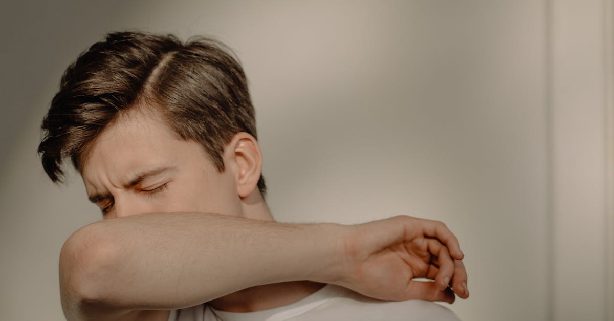 la enfermedad de ménière es un trastorno del oído interno que causa episodios de vértigo, pérdida de audición y tinnitus. descubre sus síntomas, causas y opciones de tratamiento para mejorar tu calidad de vida.