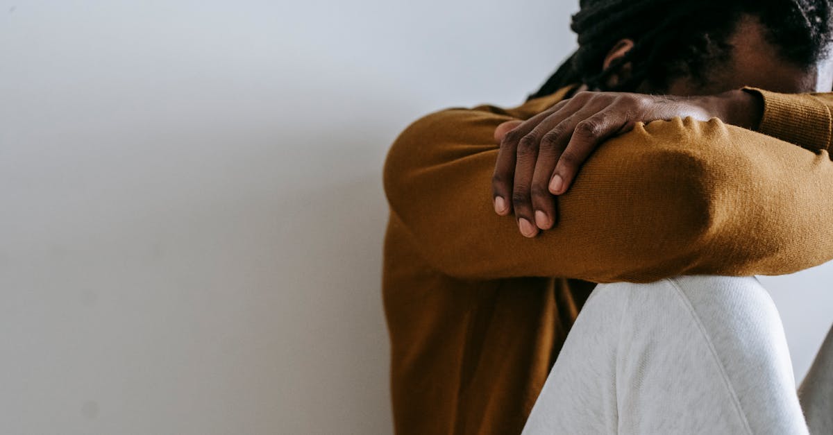 descubre todo lo que necesitas saber sobre la migraña: causas, síntomas, tratamientos y consejos para aliviar el dolor. infórmate y encuentra soluciones eficaces para mejorar tu calidad de vida.