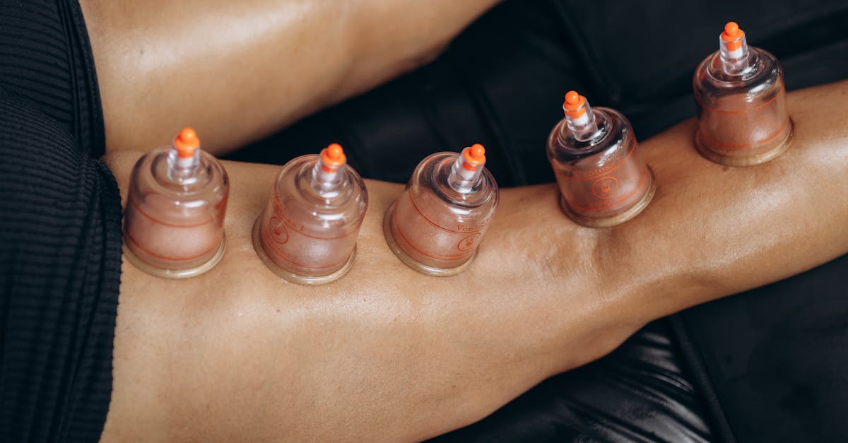 descubre cómo aliviar la tensión muscular y mejorar tu bienestar. consejos efectivos y técnicas para reducir el estrés y relajar los músculos, ideal para quienes buscan un equilibrio entre cuerpo y mente.