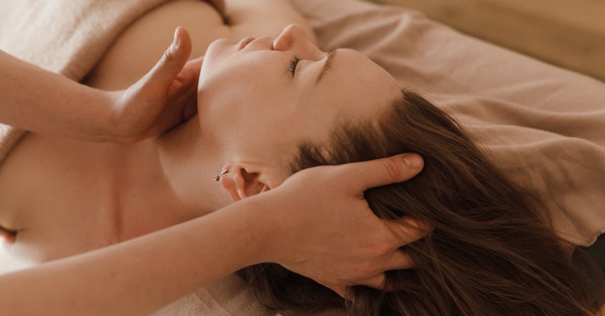 descubre los mejores métodos para aliviar el dolor de cuello de forma efectiva. conoce ejercicios, estiramientos y consejos prácticos para mejorar tu bienestar y movilidad.