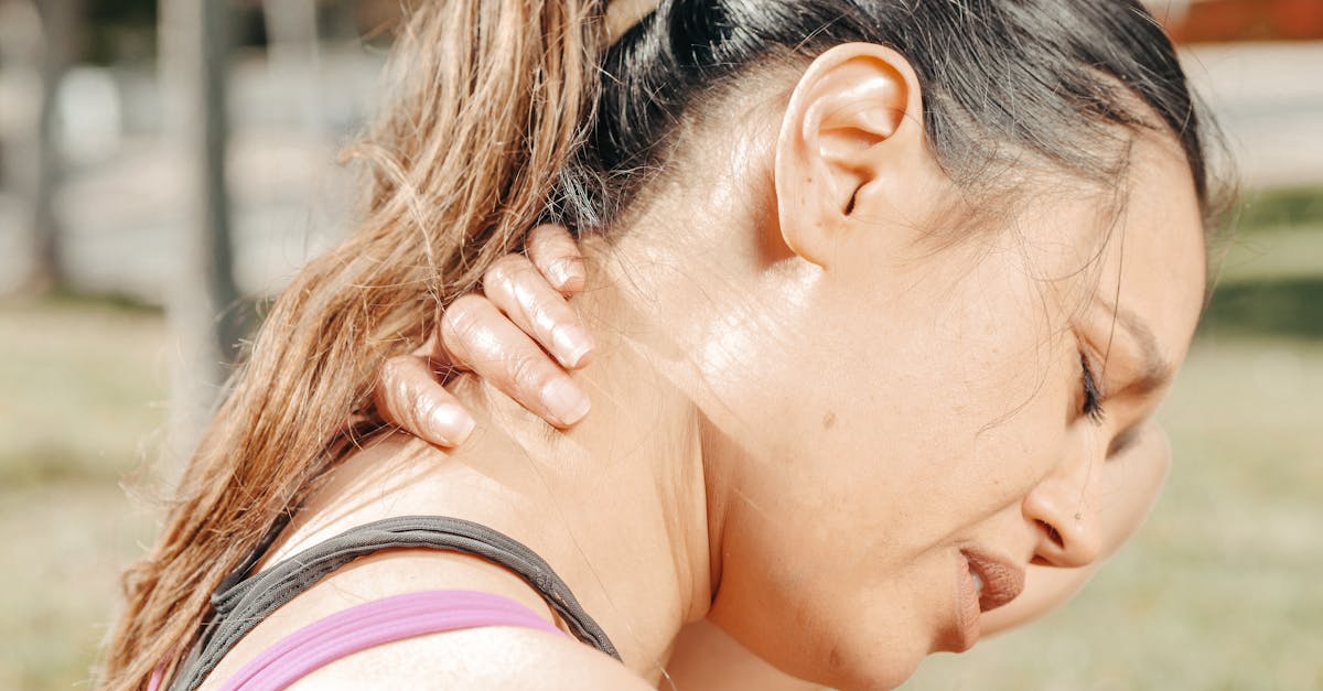 ¿sufres de dolor en el hombro? descubre las causas más comunes, tratamientos efectivos y consejos para aliviar el malestar. tu guía completa para recuperar la movilidad y bienestar en tus hombros.