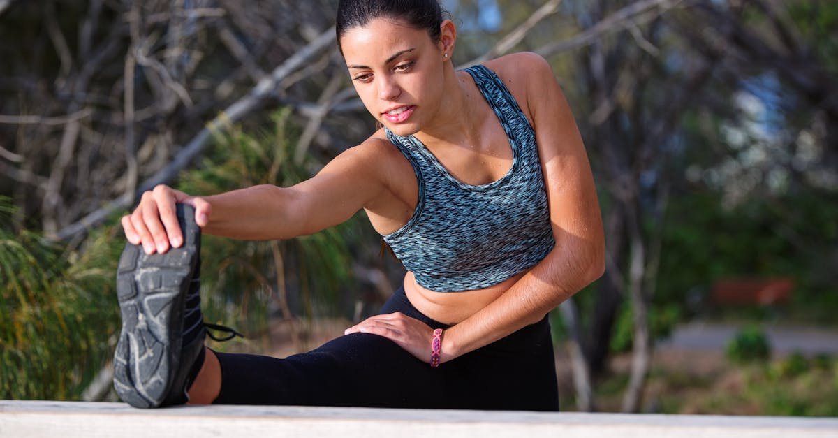 découvrez les bienfaits du stretching pour améliorer votre flexibilité, réduire les tensions musculaires et favoriser une meilleure posture. idéal pour tous les niveaux, le stretching vous aide à vous détendre et à prévenir les blessures. adoptez cette pratique essentielle pour un corps en pleine forme.