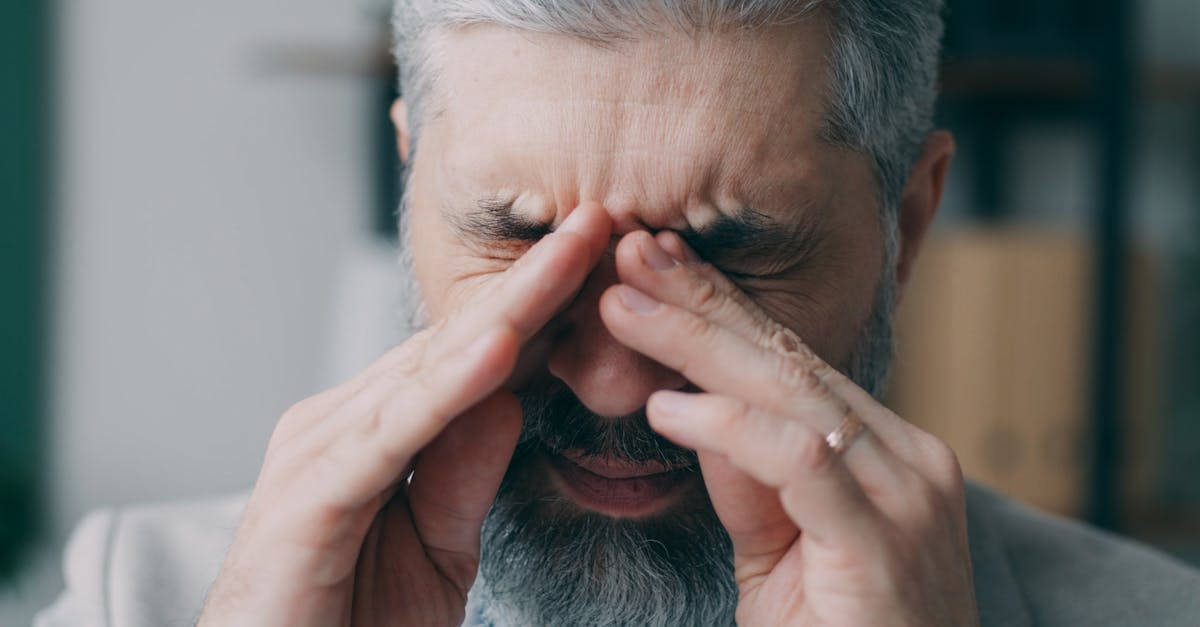 descubre todo sobre las cefaleas tensionales, sus causas, síntomas y tratamientos efectivos. aprende cómo manejar el dolor y mejorar tu calidad de vida con consejos expertos.