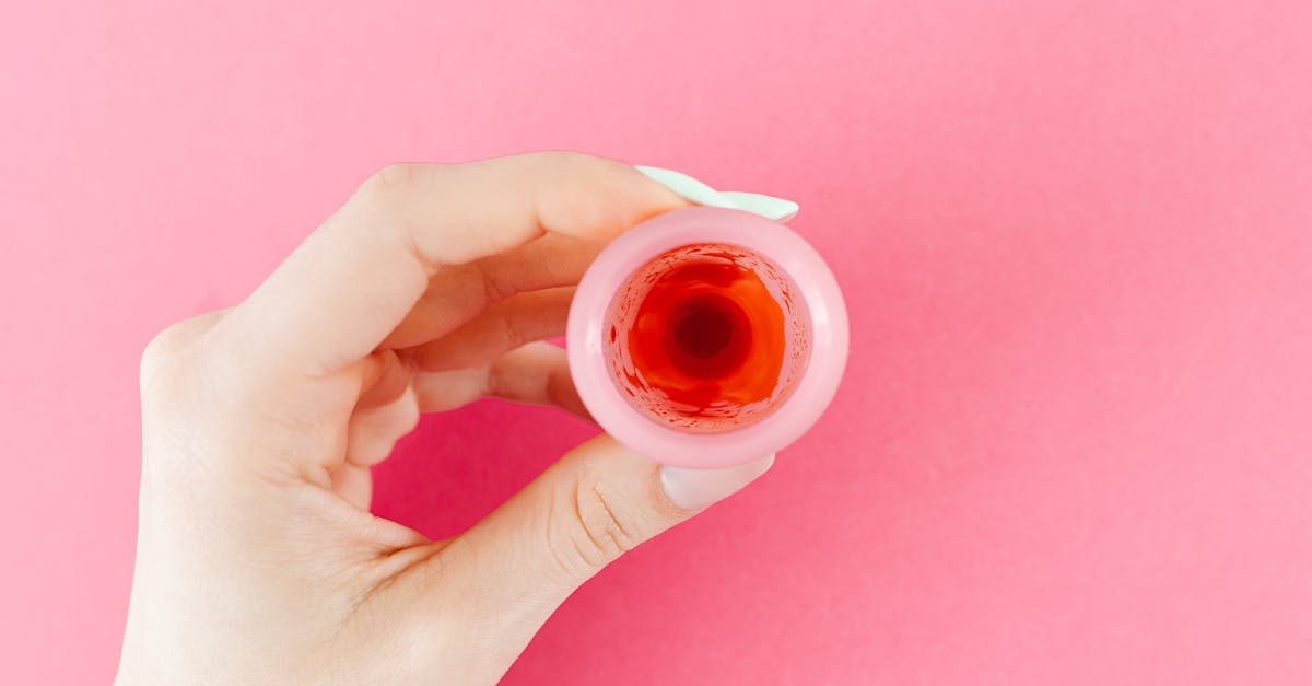descubre qué son los espasmos cervicales, sus causas, síntomas y tratamientos efectivos para aliviar el dolor y mejorar tu bienestar. infórmate sobre cómo prevenirlos y cuándo consultar a un especialista.