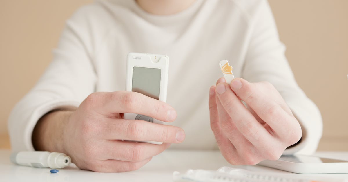 descubre las causas, síntomas y tratamientos para las migrañas crónicas. aprende cómo gestionar y aliviar el dolor de cabeza persistente para mejorar tu calidad de vida.