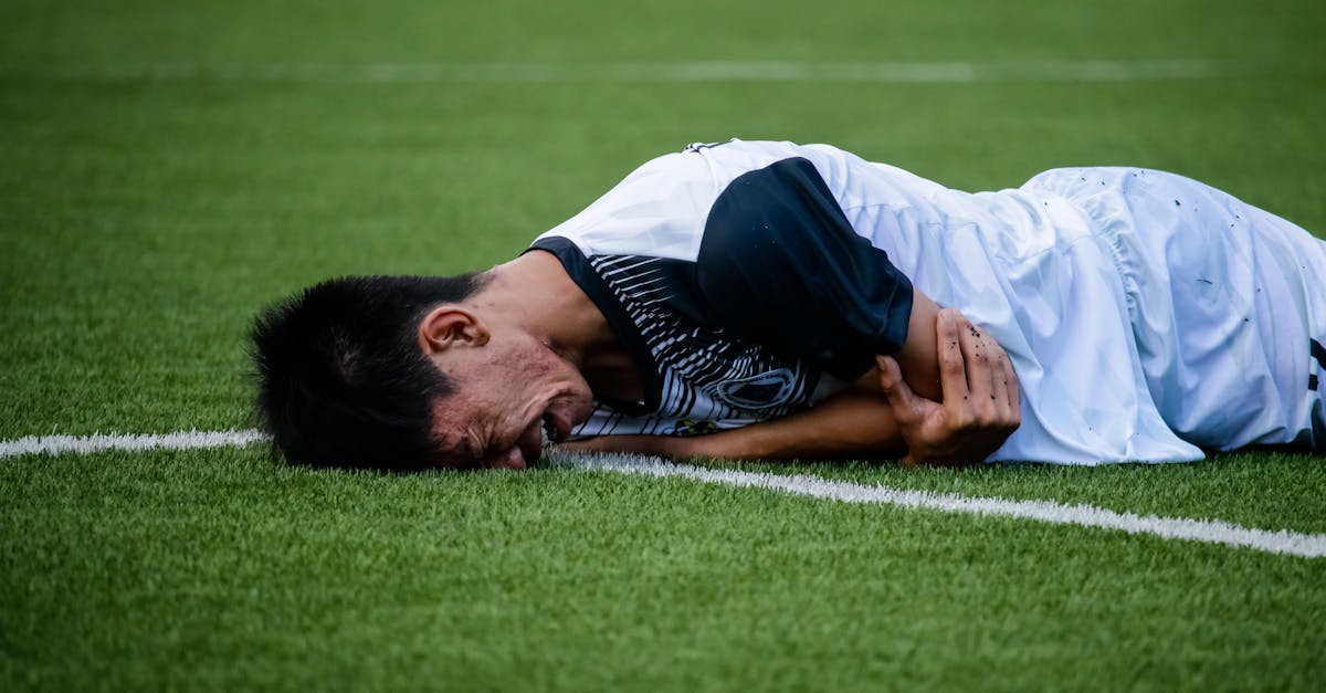 ejercicios para el dolor lumbar: descubre rutinas efectivas que te ayudarán a aliviar el malestar en la zona lumbar, mejorar tu flexibilidad y fortalecer la musculatura. encuentra consejos y técnicas para mantener tu espalda sana y prevenir futuros dolores.