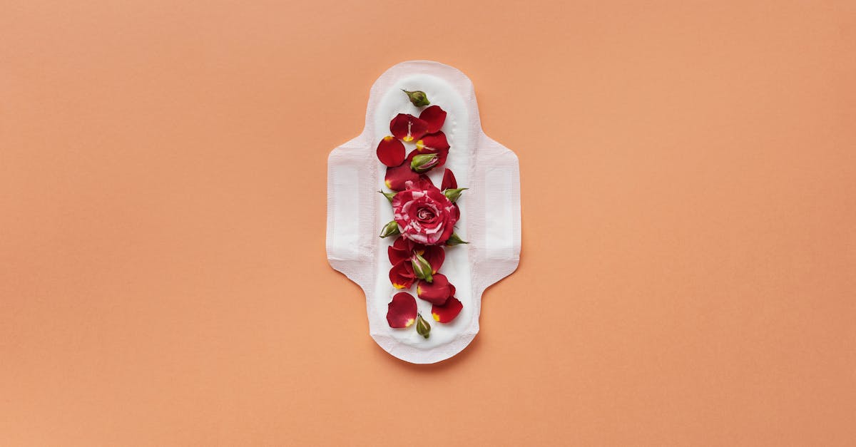 descubre cómo las migrañas menstruales pueden afectar tu bienestar y aprende sobre los tratamientos y estrategias para aliviarlas. encuentra información útil para entender y manejar este tipo de migrañas.