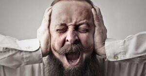 descubre todo sobre la migraña: causas, síntomas, tratamientos y consejos para aliviar el dolor. aprende a manejar este trastorno y mejora tu calidad de vida.