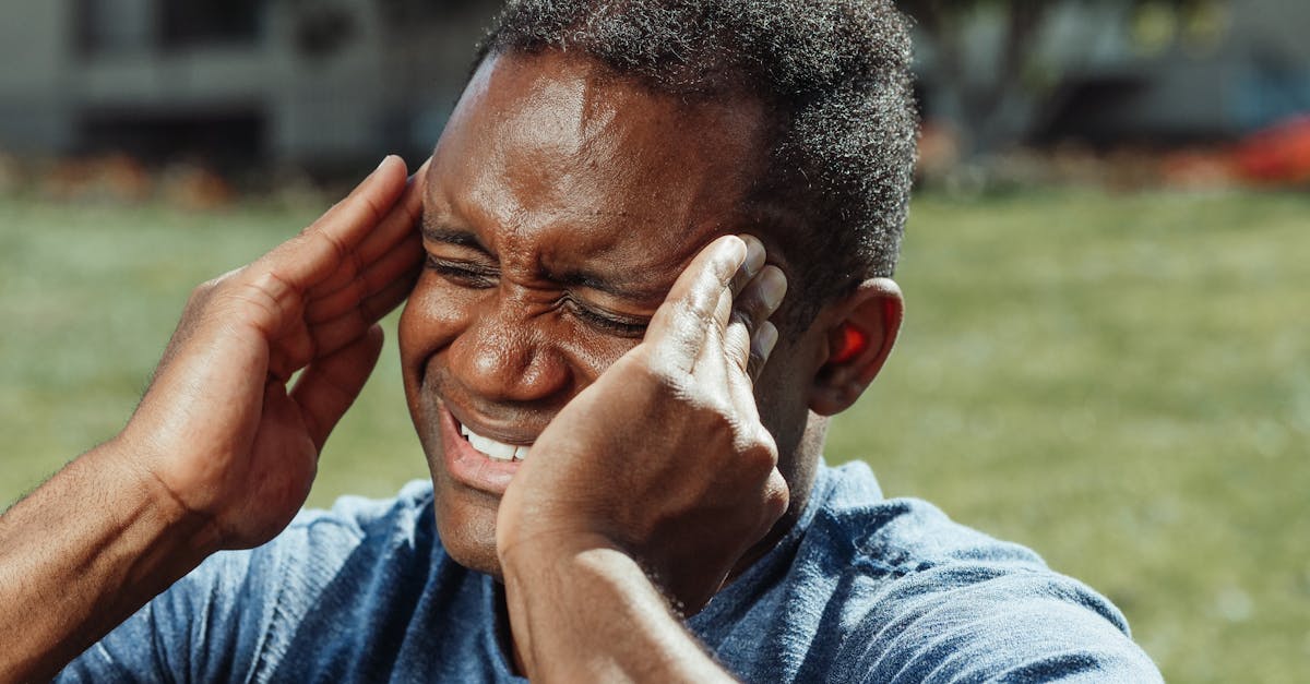 descubre qué es la migraña, sus síntomas, causas y tratamientos efectivos para aliviar el dolor. aprende a manejar esta condición y mejorar tu calidad de vida.
