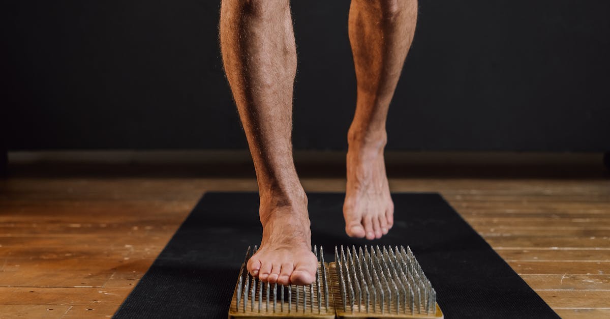descubre los puntos de presión: técnicas y consejos para aliviar el estrés y la tensión a través de la acupresión. aprende a encontrar el equilibrio en tu cuerpo y mente.