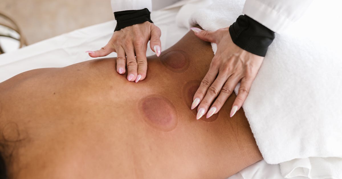 descubre los puntos de presión, áreas clave del cuerpo que pueden aliviar el estrés y mejorar la salud. aprende técnicas efectivas para estimularlos y disfrutar de bienestar físico y emocional.