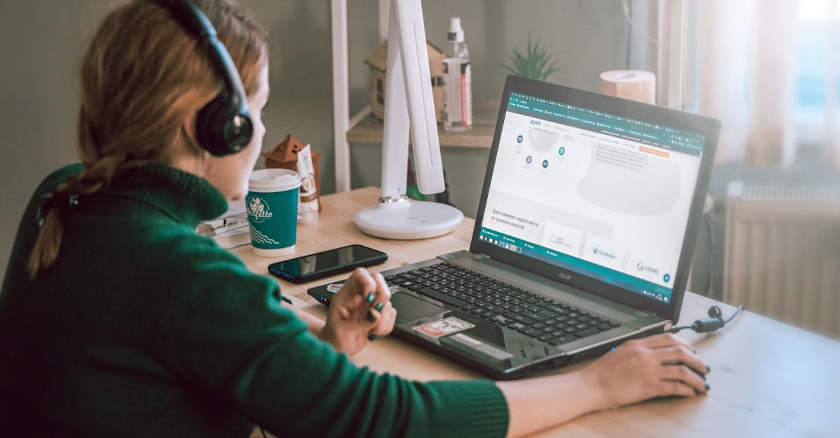 descubre el mundo de la ergonomía: optimiza tu espacio de trabajo y mejora tu bienestar. aprende sobre posturas adecuadas, diseño de oficinas y consejos para aumentar tu comodidad y productividad.