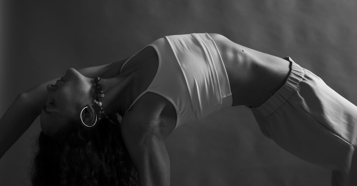 descubre la importancia de la core stability para mejorar el equilibrio, la postura y prevenir lesiones. aprende ejercicios efectivos para fortalecer el núcleo y optimiza tu rendimiento físico.